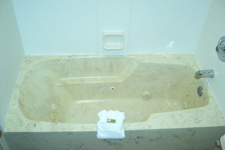 Room 18 of 27
