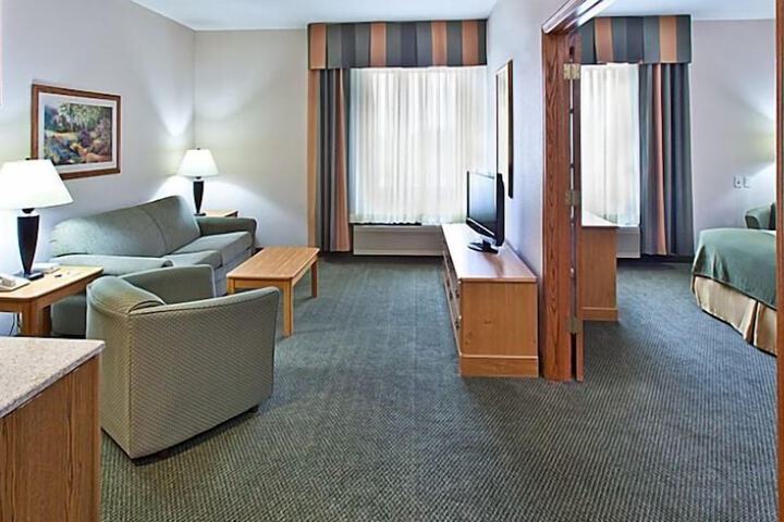 Room 46 of 63