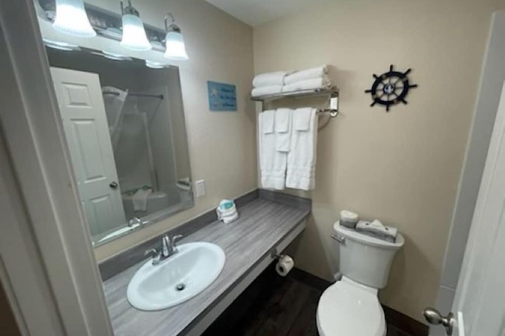 Room 134 of 179