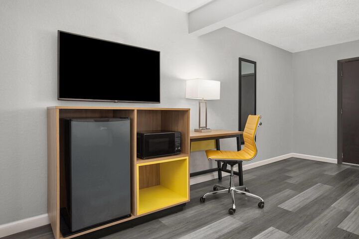 Days Inn by Wyndham Gatesville