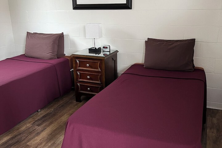 Room 35 of 68