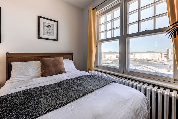 Room 109 of 143