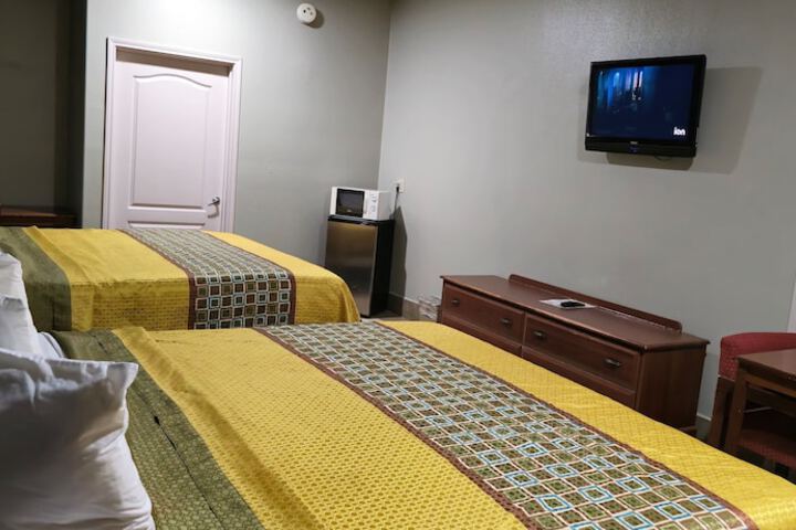 Room 116 of 121