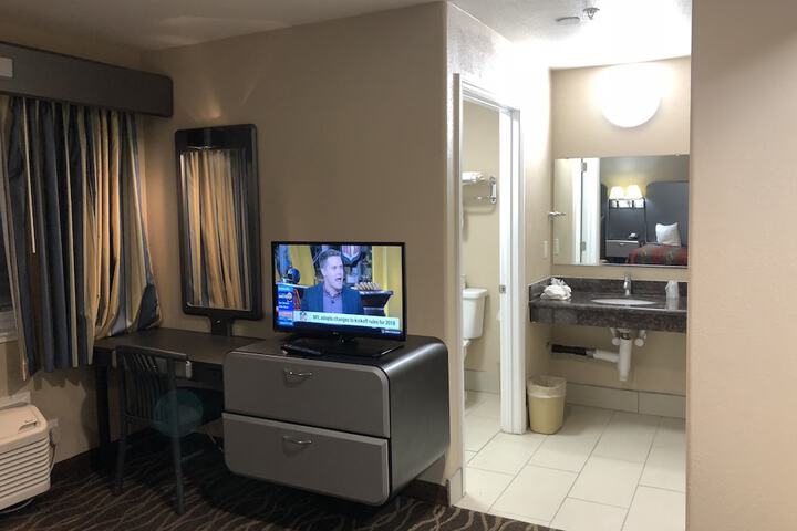 Room 20 of 26