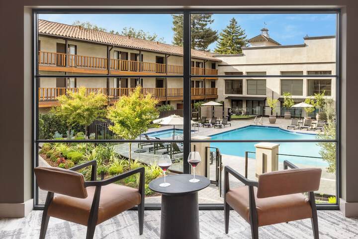 Casa Mani Resort Napa Valley Curio Collection by Hilton