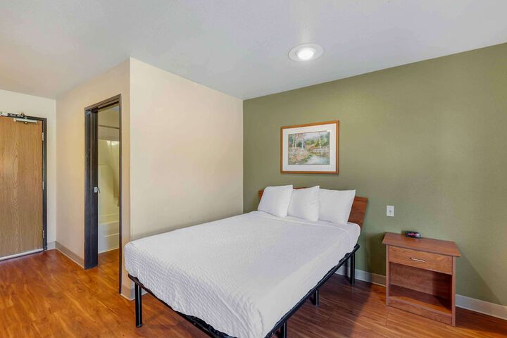 Room 14 of 21