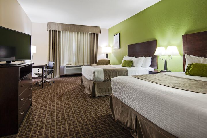 Room 14 of 21