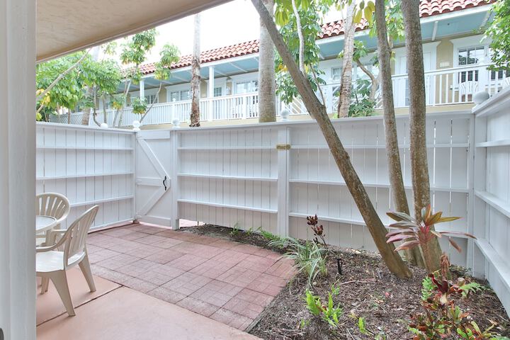 Tortuga Inn Beach Resort