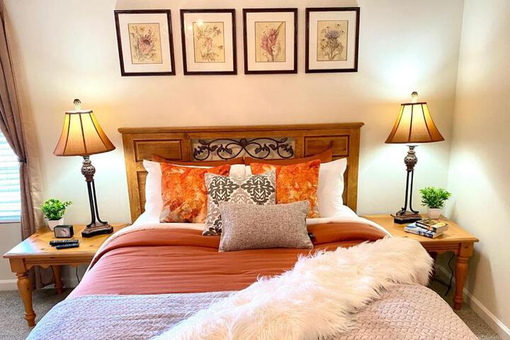 Spacious & comfy home in ultra-convenient location 2025 Traveller Award Winner