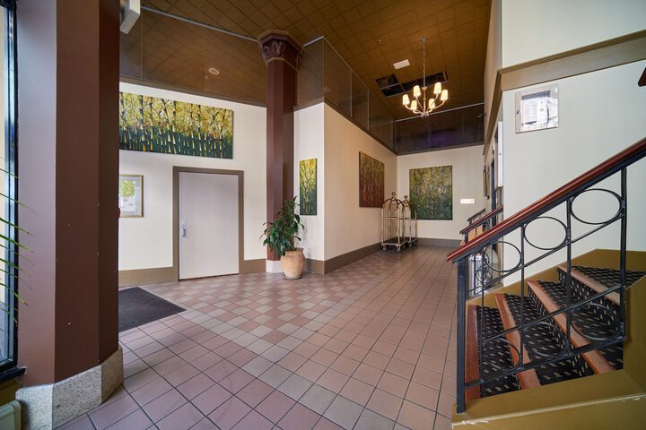 Hotel 5 of 67