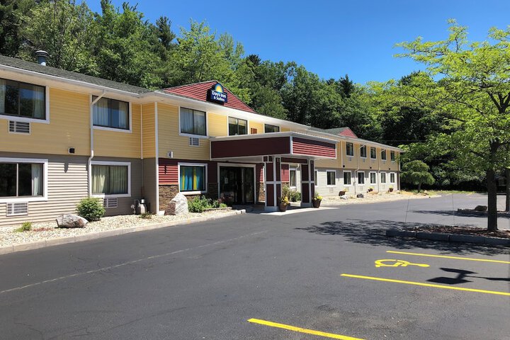 Hotel 4 of 39