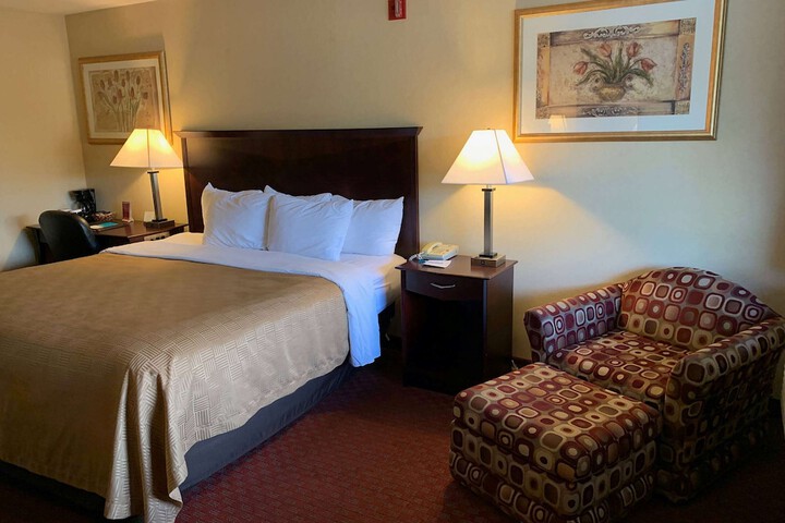 Room 19 of 39