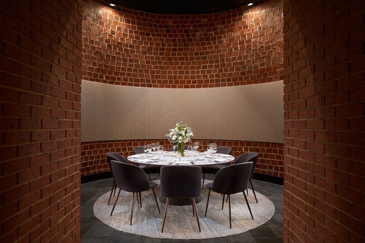 Dining 54 of 87