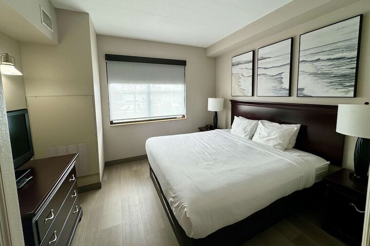 Room 9 of 23
