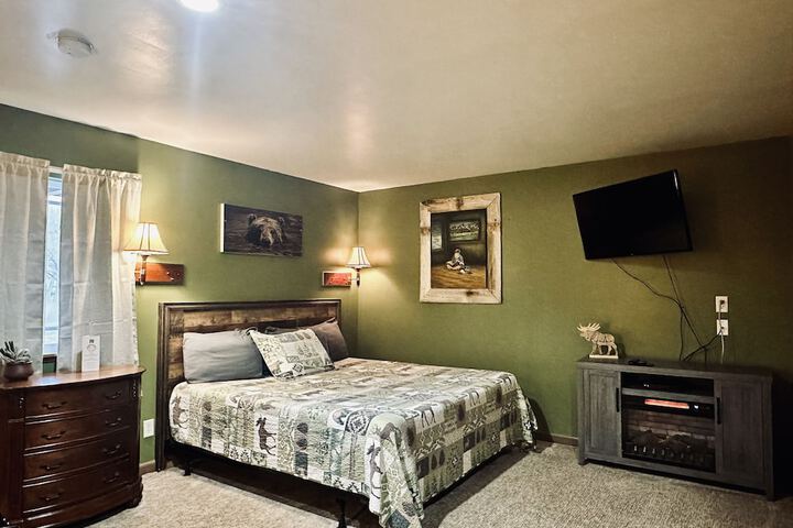 Moosehead Lodge & Cabins