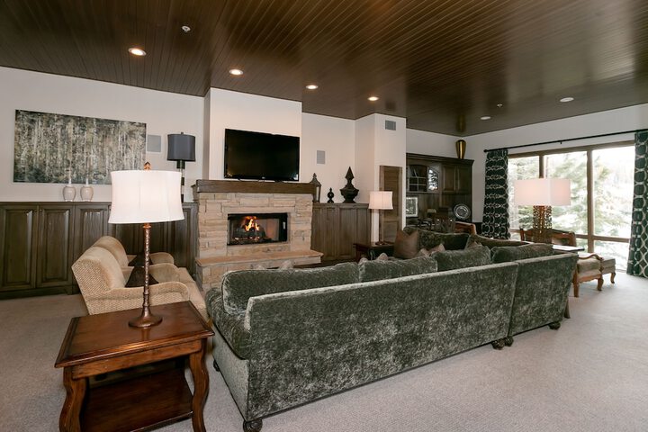Stein Eriksen Lodge