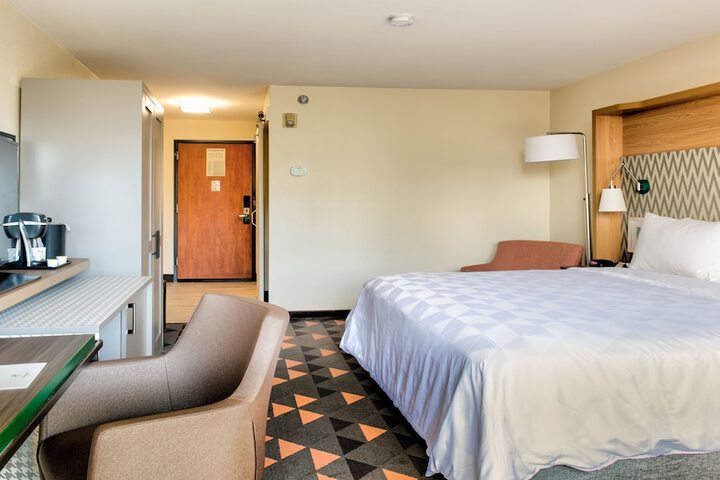 Room 29 of 37