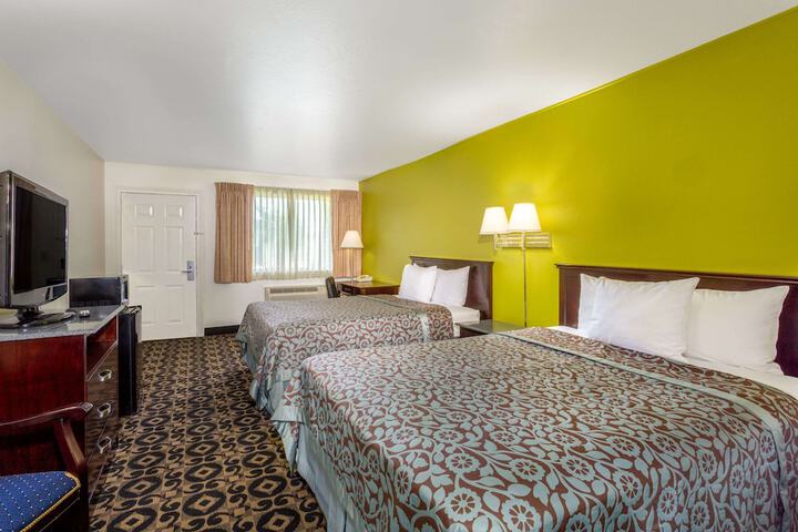 Room 17 of 20