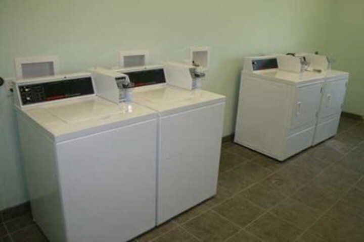 Laundry 67 of 100