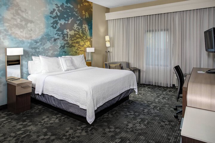 Courtyard by Marriott Cleveland Westlake
