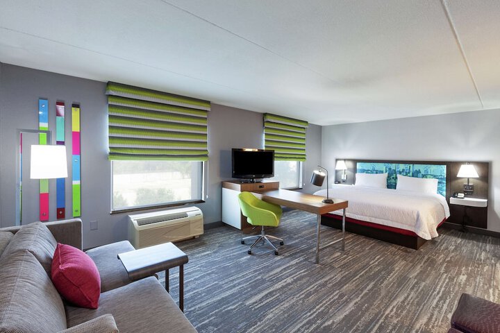 Room 14 of 26