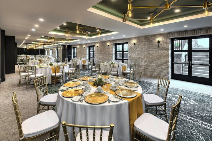 Ballroom/Hall 54 of 56