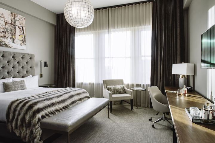 Room 50 of 110