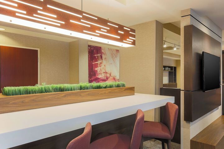 Courtyard by Marriott Monroe Airport