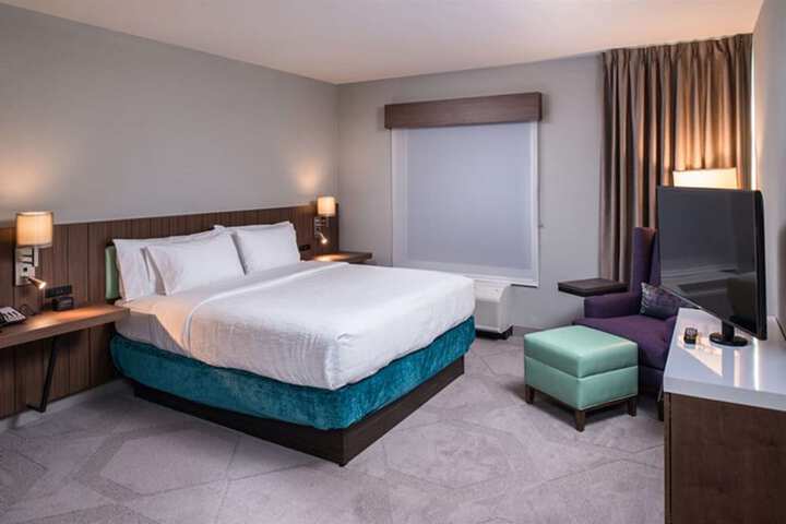 Room 15 of 41