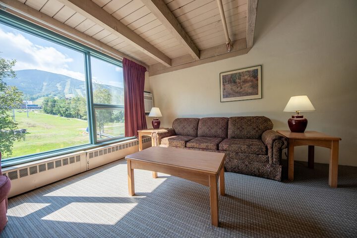 Sugarloaf Inn