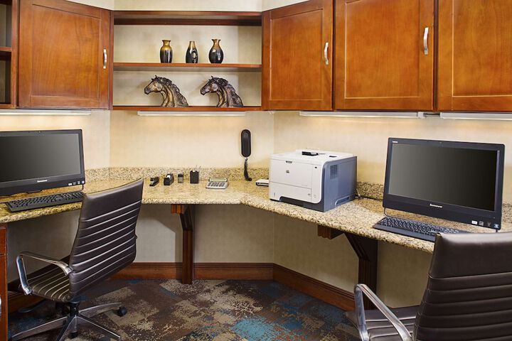 Business Center 27 of 27