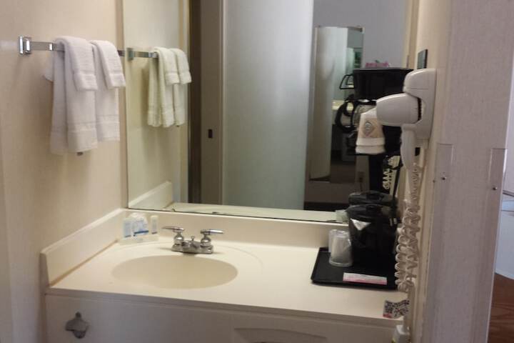 Room 16 of 29