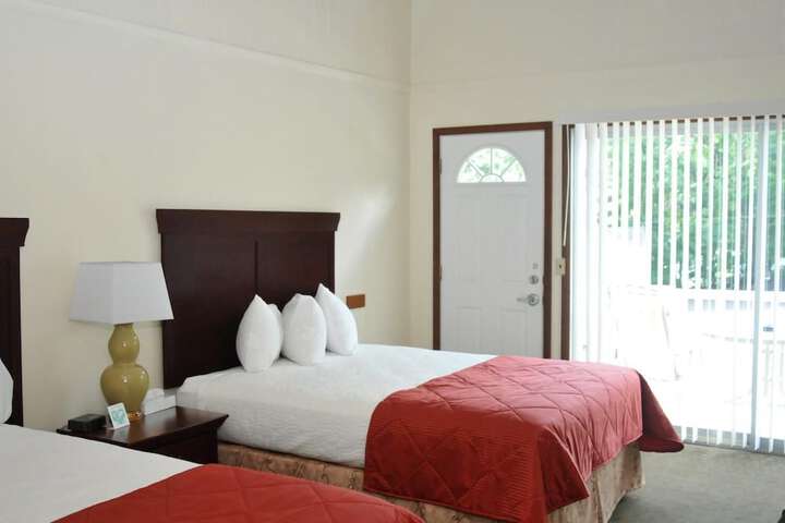 Room 14 of 36