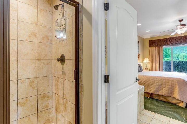 Room 12 of 30