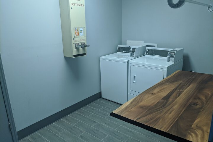 Room 33 of 54
