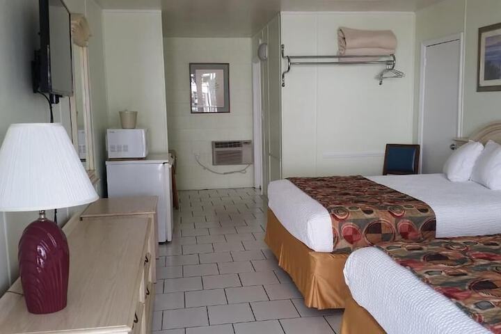 Room 25 of 62