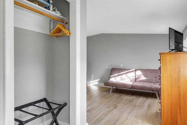 Room 3 of 39