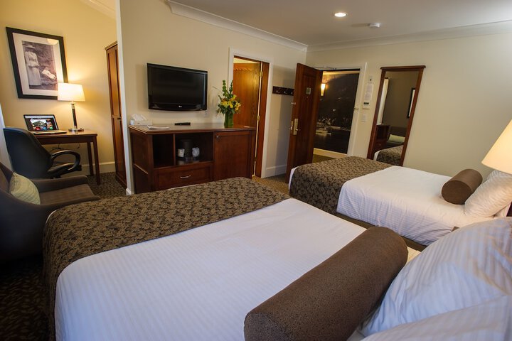 Hume Hotel & Spa