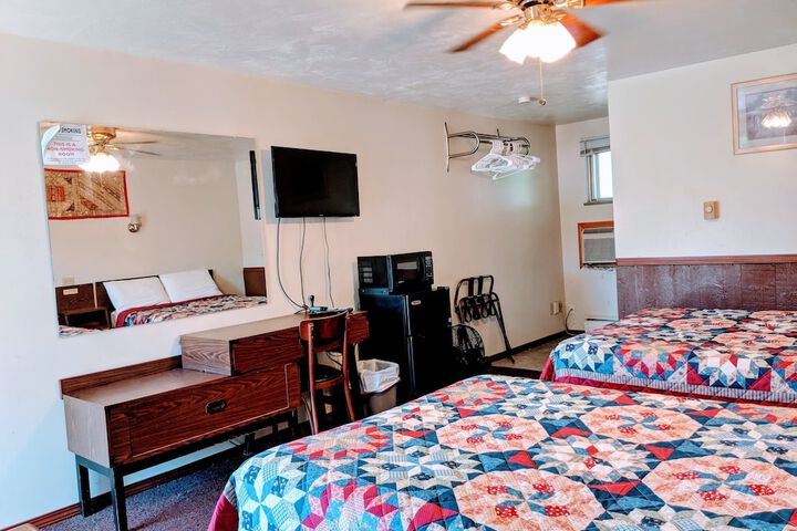 Room 12 of 38