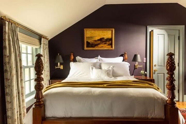 Room 32 of 50