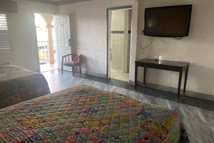 Economy Inn