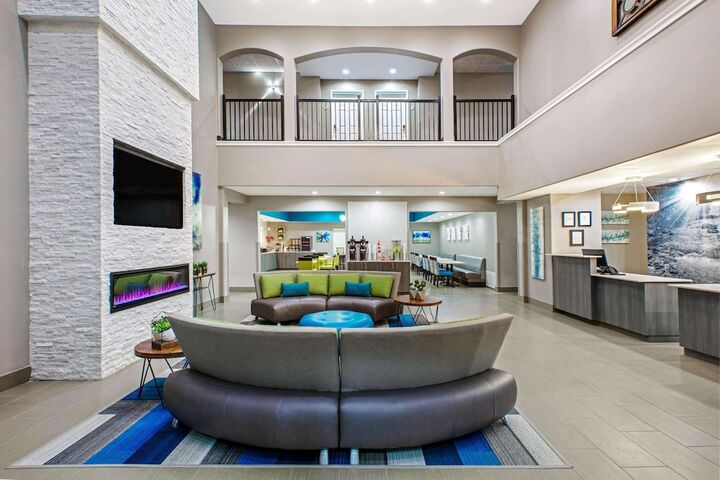 Hotel Interior 10 of 41
