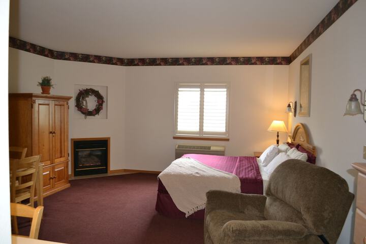 Room 11 of 36