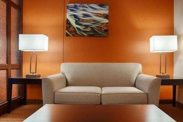 Room 13 of 19