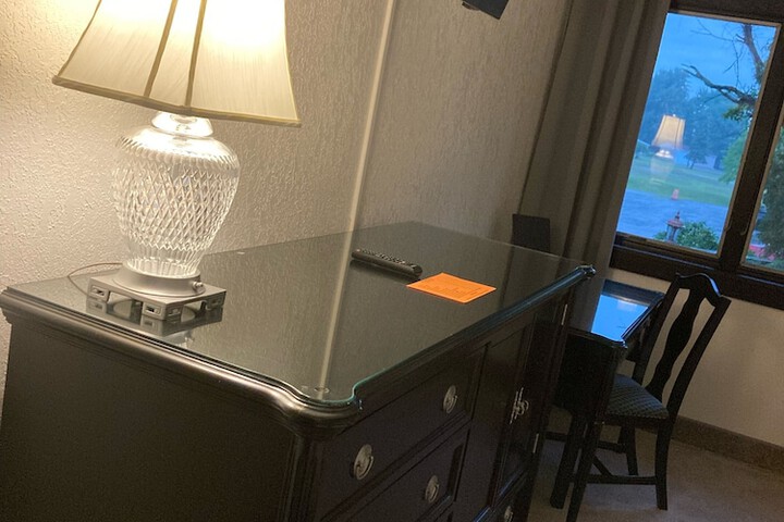 Room 22 of 54