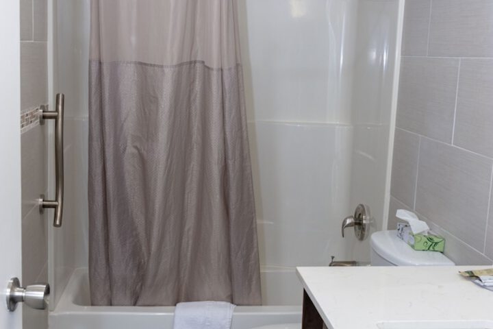 Value Inn Bellflower