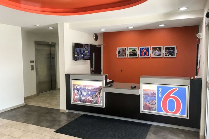 Motel 6 Tulsa OK