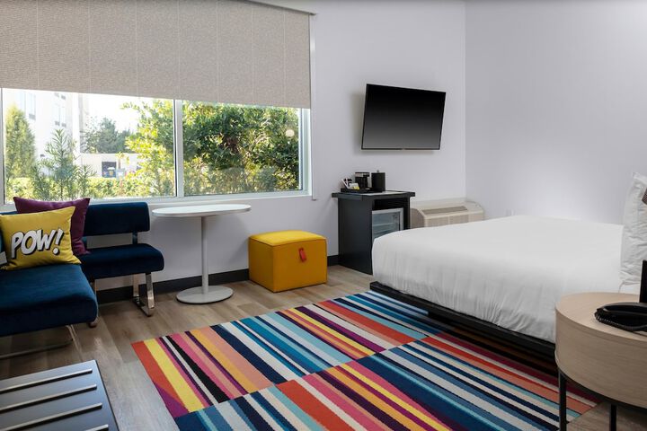 Room 22 of 40