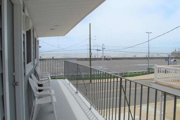 Terrace/Patio 41 of 43