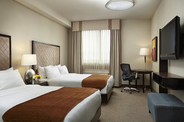 Room 17 of 32